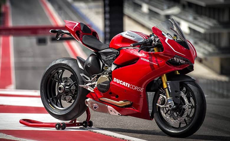 אופנוע אדום מאת הדפסה על קנבס - הדפסות על קנבס | גלריה רעות